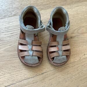 Beige and Pink leather sandals for toddlers